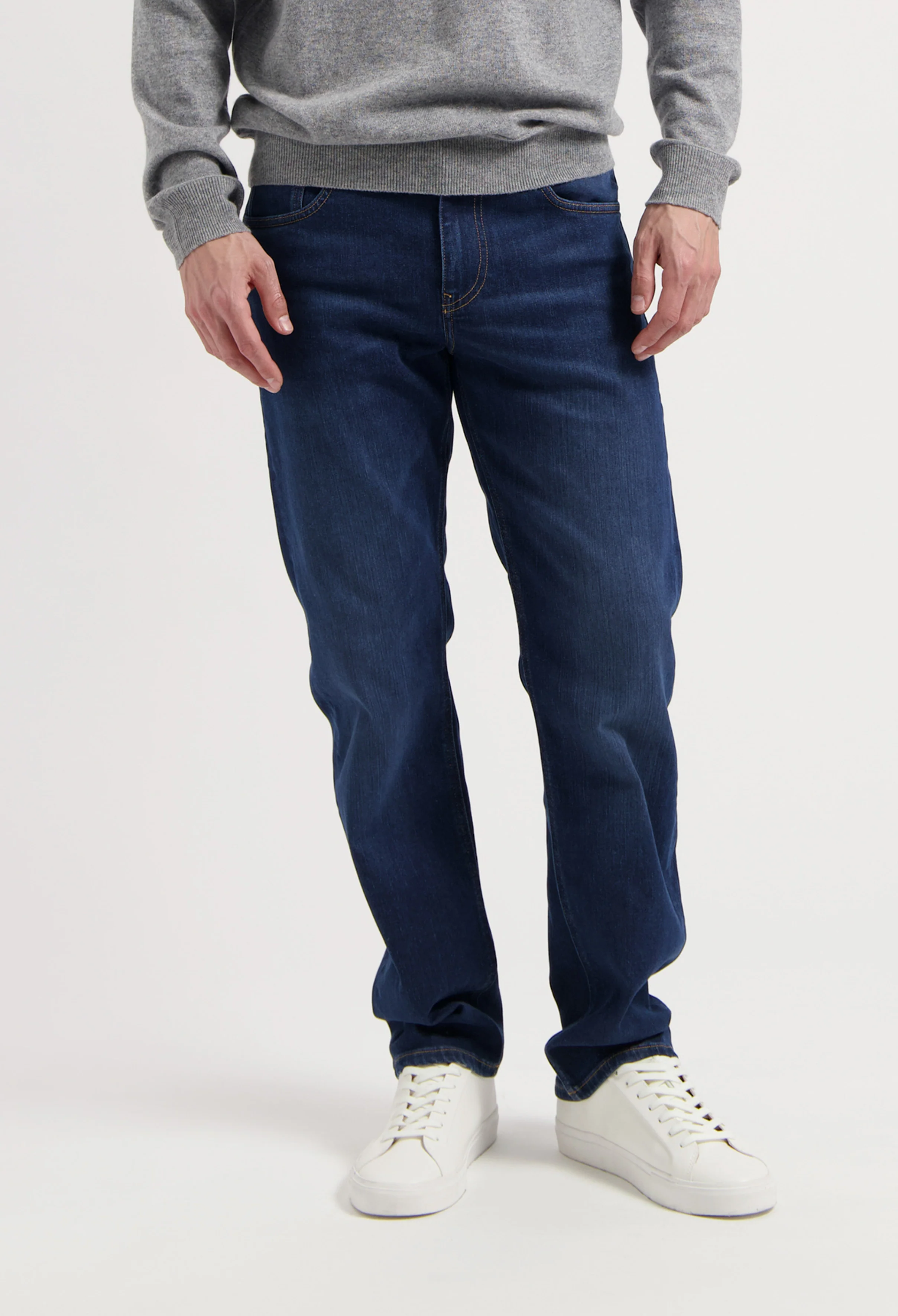 Bryce Mid Straight - Medium Dark - Image 4