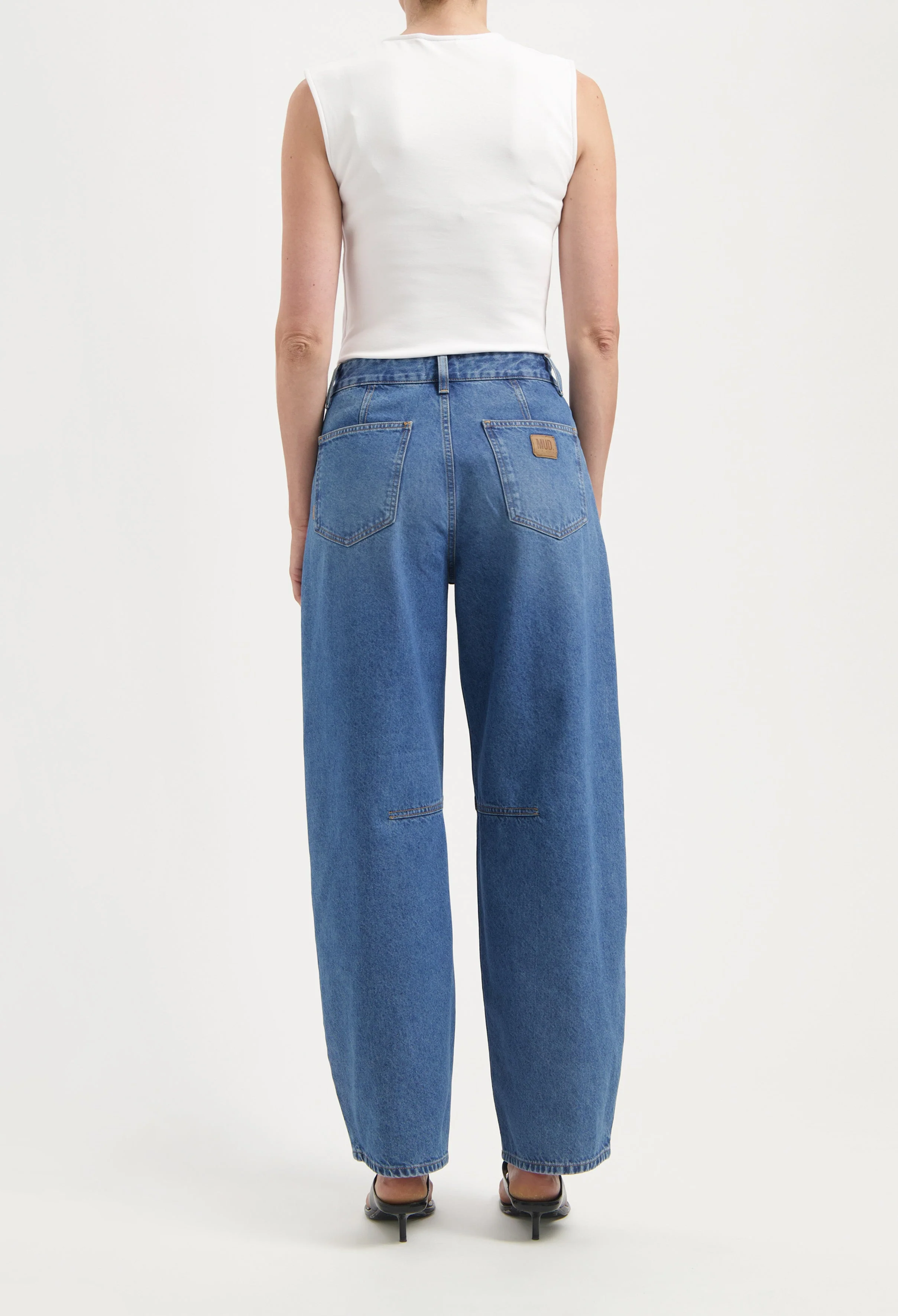 Demi High Balloon - Medium Aged - Image 3