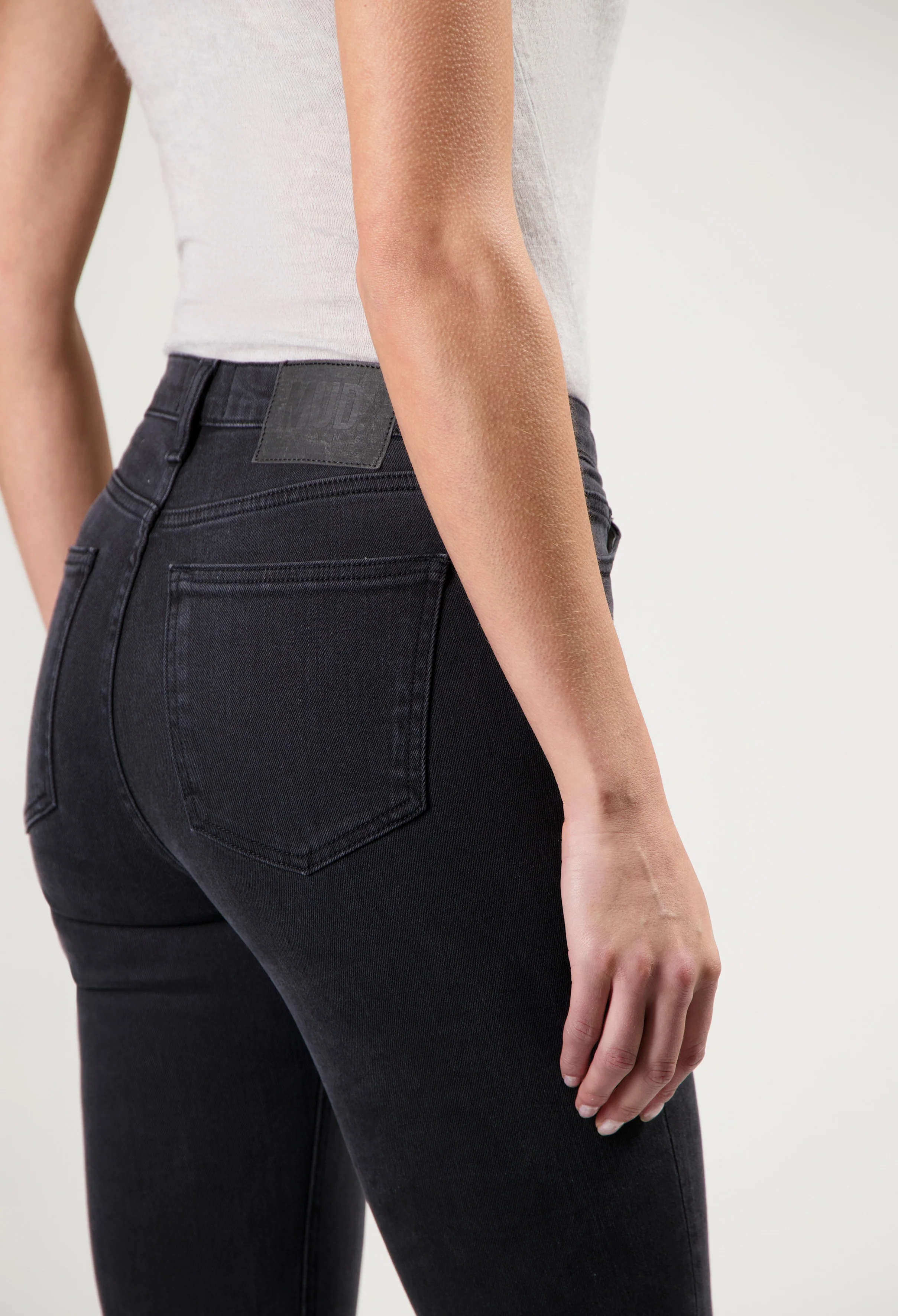 Isy High Flared - Stone Black - Image 6